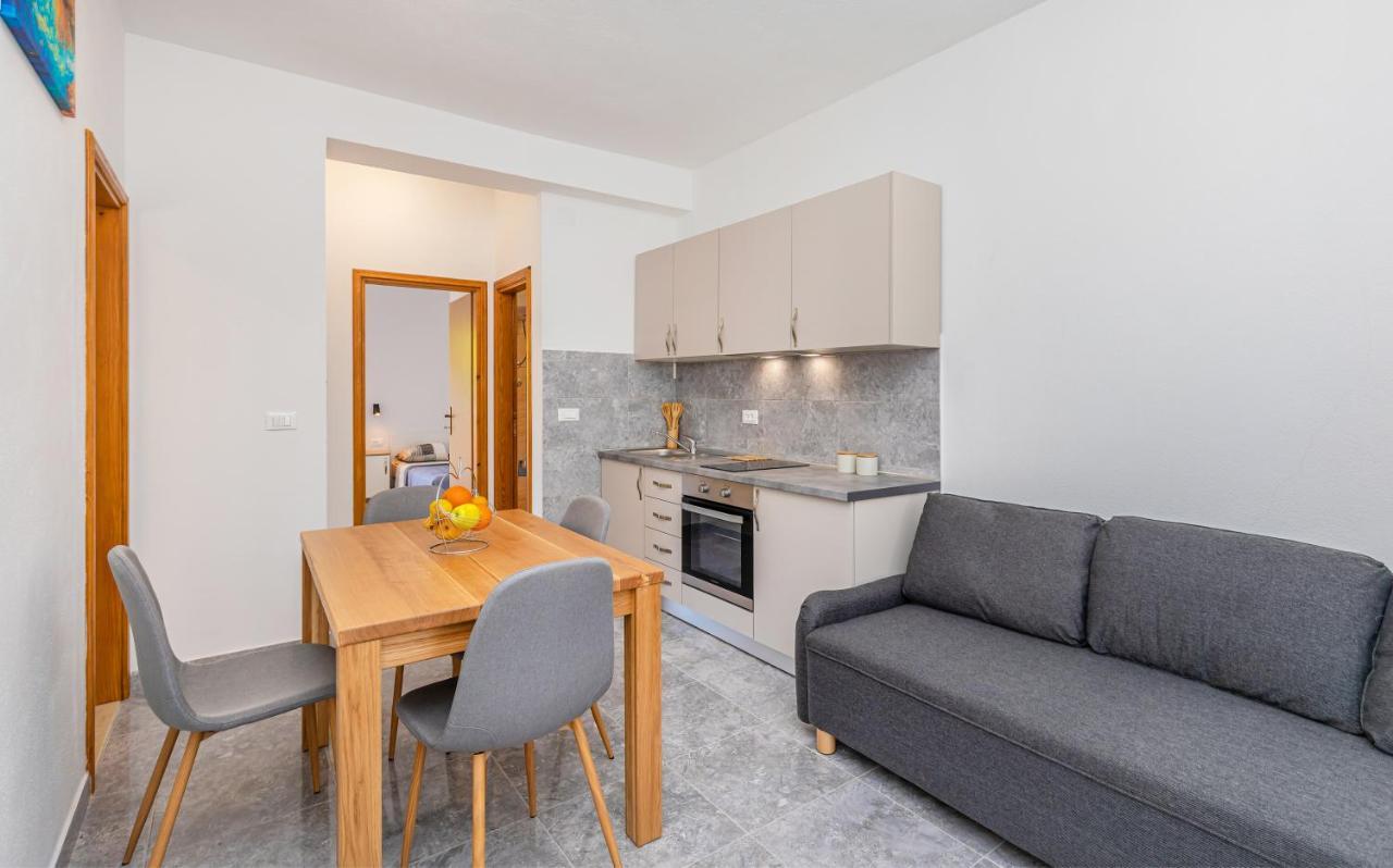Olive Tree Apartment 1 Prijevor Экстерьер фото